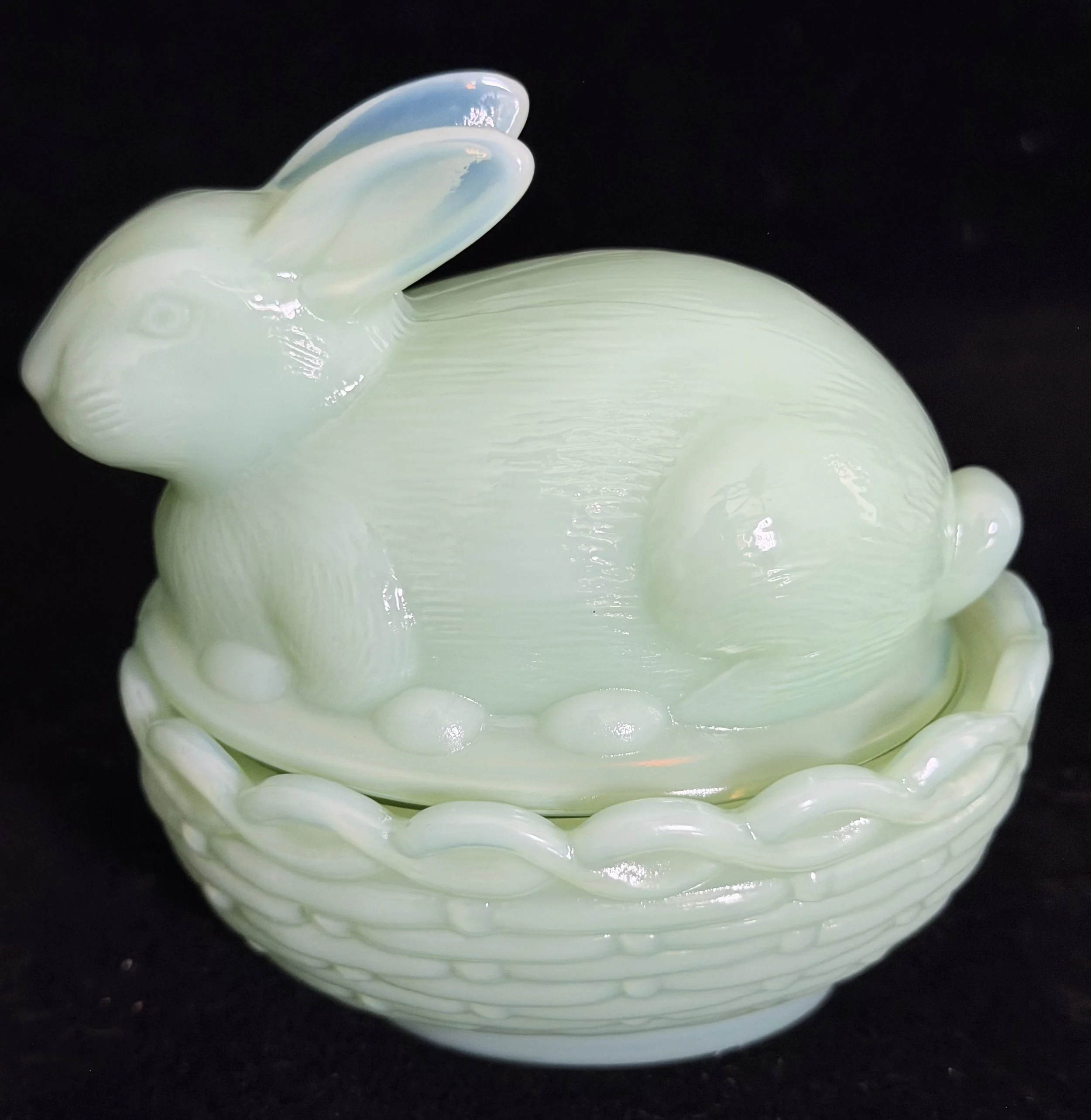 NEW- Contemporary Mosser Glass (USA) — Elegant fine china sets